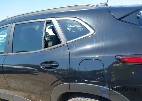 2025 Chevrolet Trax Fwd Activ z USA, uszkodzony, nr VIN KL77LKEP8SC208102